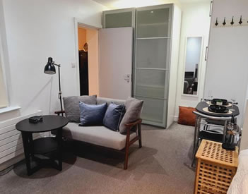 Maple House - Inviting 1-Bed Apartment in London